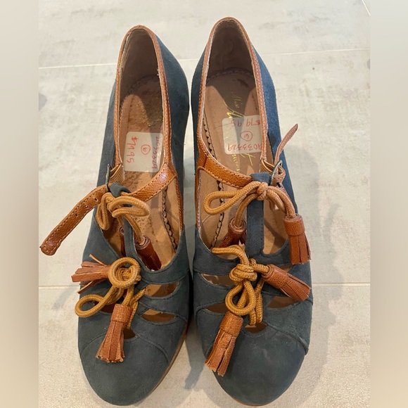 Anthropologie Miss Albright platform heels, size 6, pre-worn - Picture 2 of 7